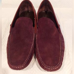 Men's LIKE NEW UGG loafers
